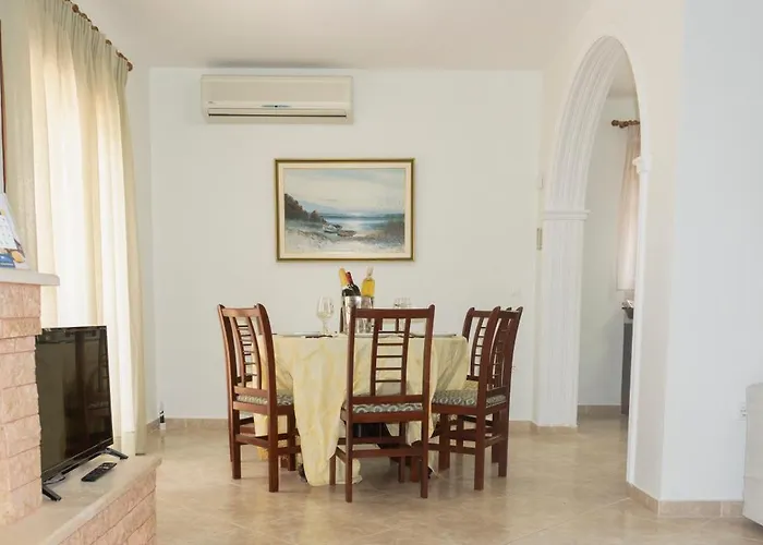 Villa Doukas